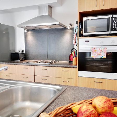 Park To Mountains Apartment Ароутаун Екстериор снимка