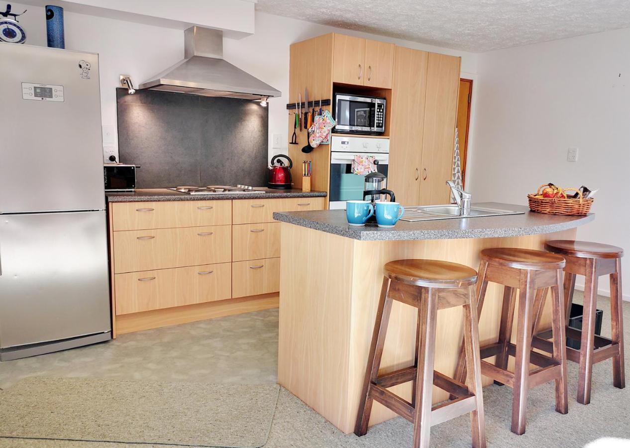 Park To Mountains Apartment Ароутаун Екстериор снимка